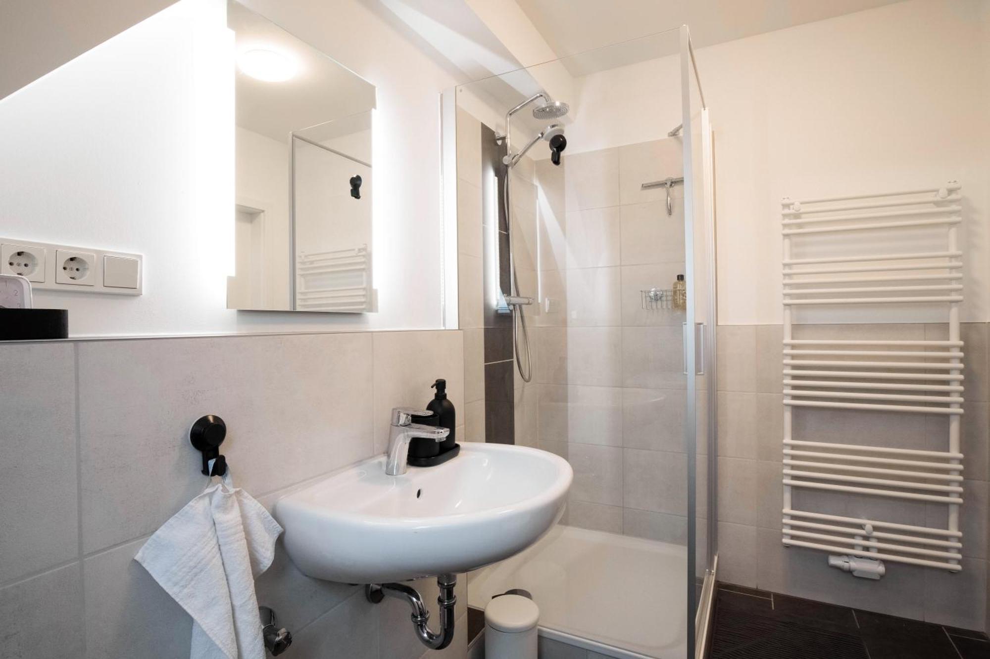 Moderne Wohnung - Naehe Messe / Flughafen Lohmar Buitenkant foto